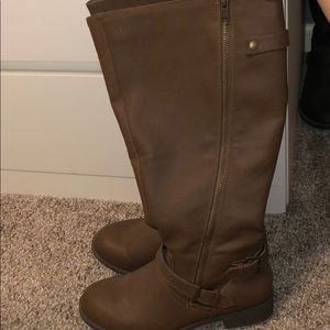 Wide calf riding boots